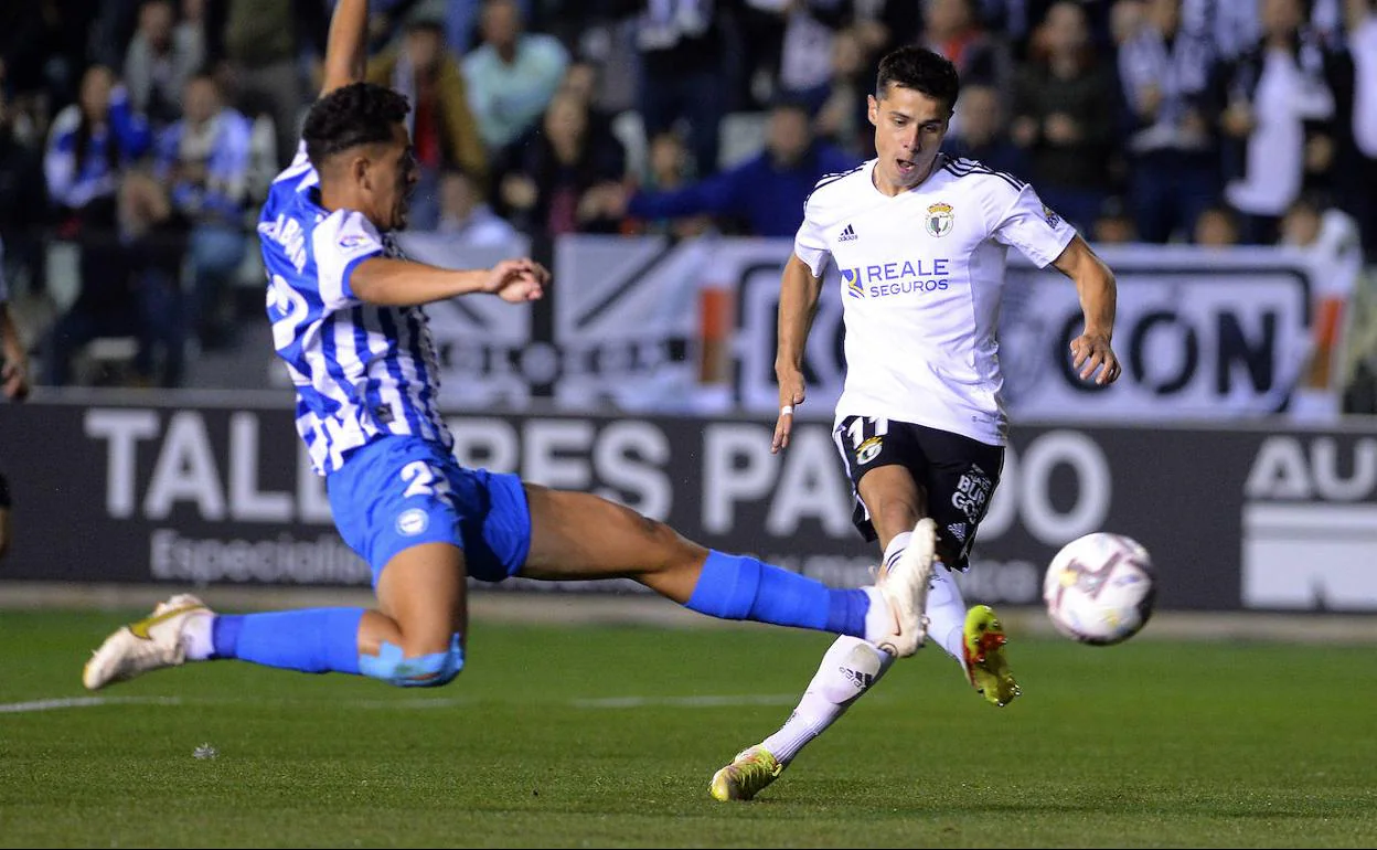 El Burgos CF Hace Historia Y Golea Al Líder De Segunda En El Plantío ...